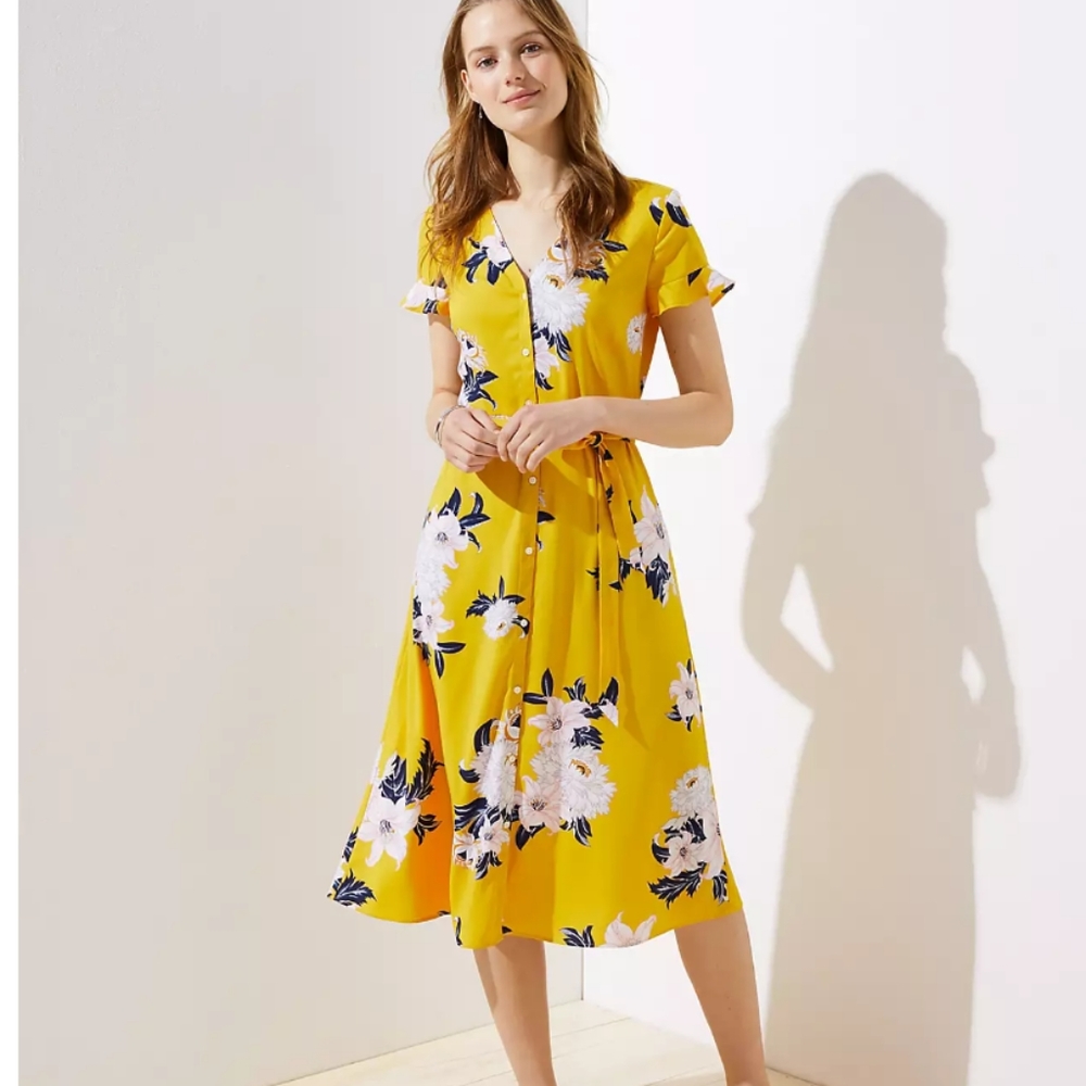 LOFT Bouquet Flutter Dress Yellow Floral Size 2